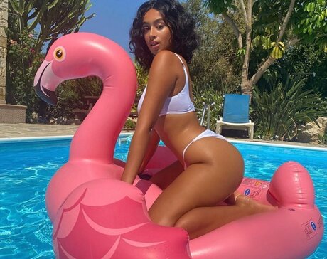 Обнаженная фотография утечки OnlyFans от Naomi 