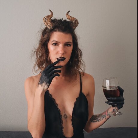Nahá fotka uniklých OnlyFans od Taratea