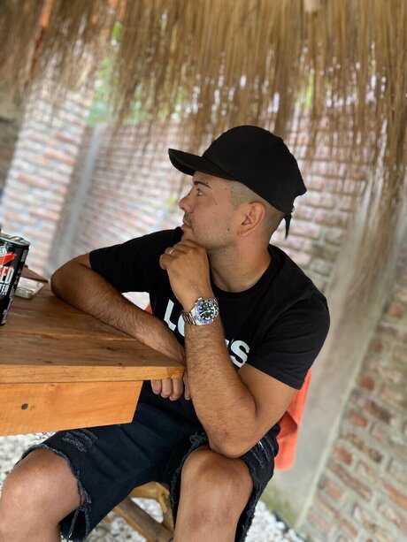 Nacktes geleaktes OnlyFans-Foto von Ezequiiel