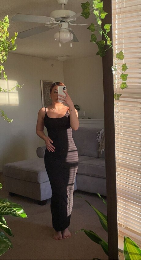 Naken läckt OnlyFans-bild av Cherry