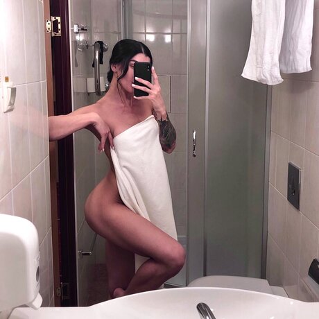 Katifree  nude leaked OnlyFans photo