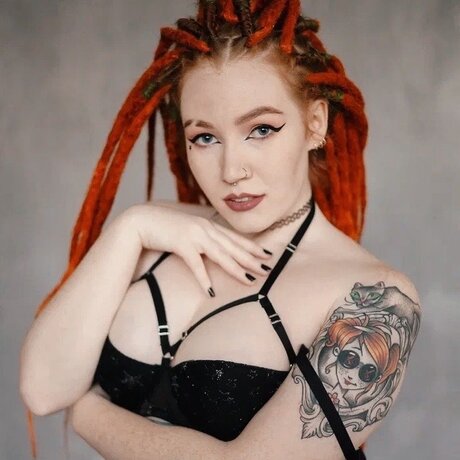 Kissa Alyssa OnlyFans