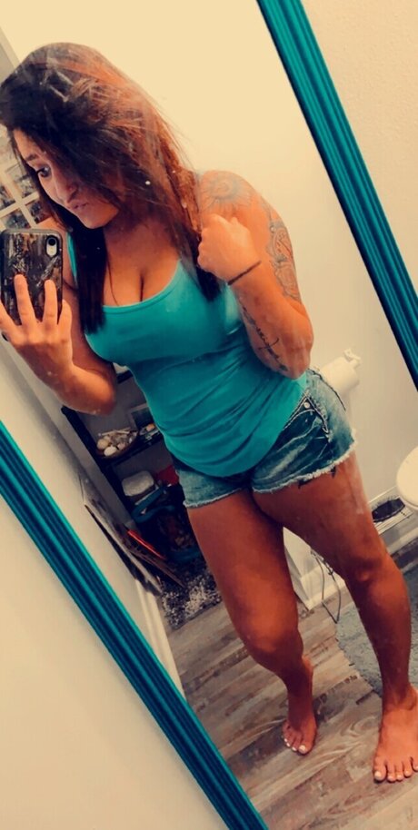 Naken läckt OnlyFans-bild av Black Hair Girls Do It Better