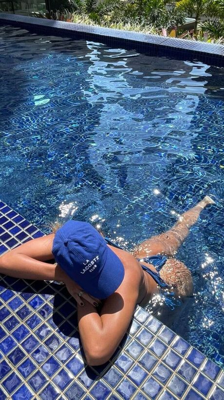 Alaston vuotanut OnlyFans-kuva Victoria