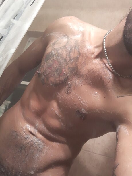 Naken lekkede OnlyFans-bilde av Pleasuredom