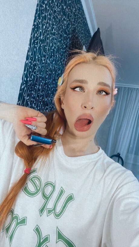 Naken läckt OnlyFans-bild av Alettapearl