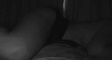 Nahá fotka uniklých OnlyFans od Lia