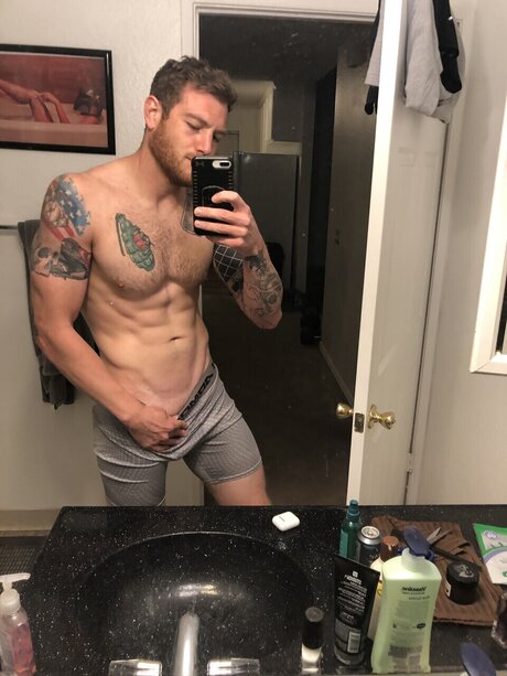 Photo nue de fuite OnlyFans de Cannabeastxxx