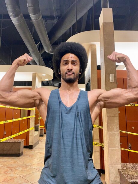 Naken läckt OnlyFans-bild av Afromatt