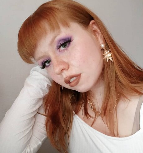 Spoiled Waifu OnlyFansリークヌード写真