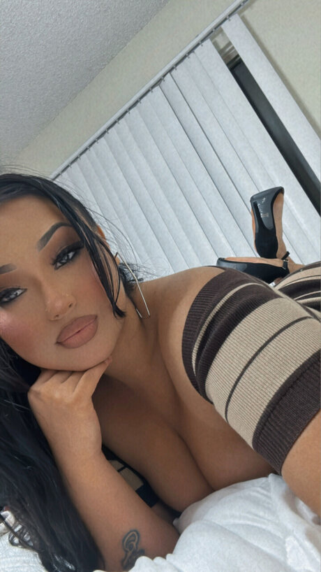 Naakte gelekte OnlyFans-foto van 