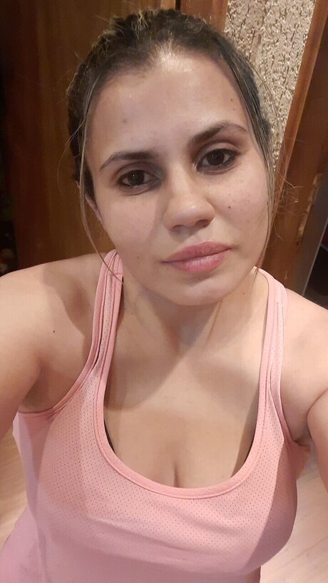 Foto di nudo di fuga di OnlyFans di Perola