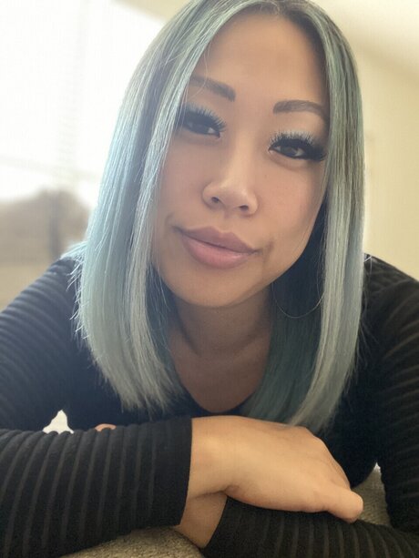 Обнаженная фотография утечки OnlyFans от Your Asian Persuasion
