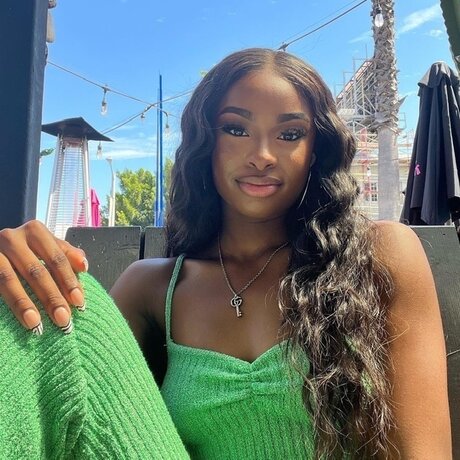 Naken läckt OnlyFans-bild av Tiffany Brown