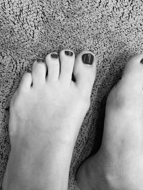 Naken lekkede OnlyFans-bilde av Softysandals