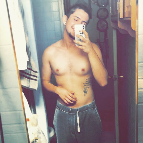 Обнаженная фотография утечки OnlyFans от U32539465
