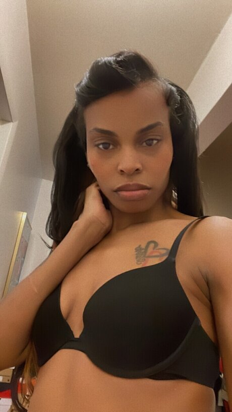 Photo nue de fuite OnlyFans de Muhmoney