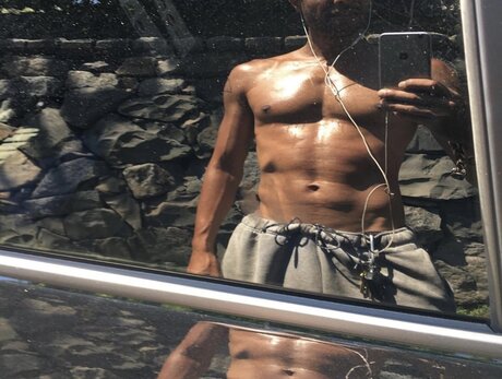 Foto di nudo di fuga di OnlyFans di King Handsome