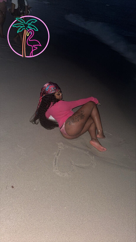 Naakte gelekte OnlyFans-foto van Splash Of Princess
