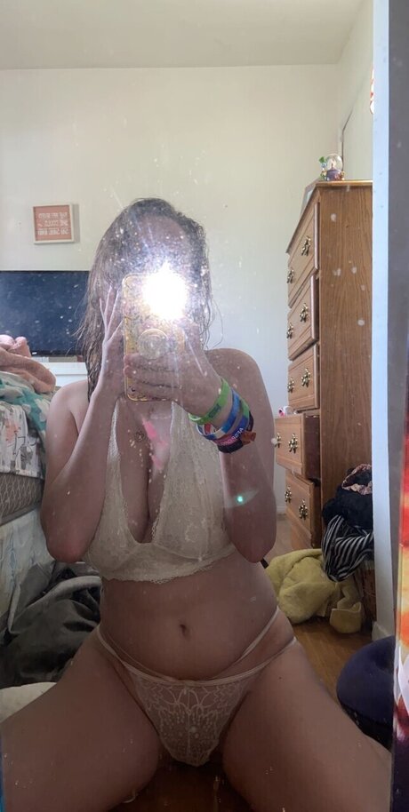 Nagie wyciekłe zdjęcie OnlyFans od Al