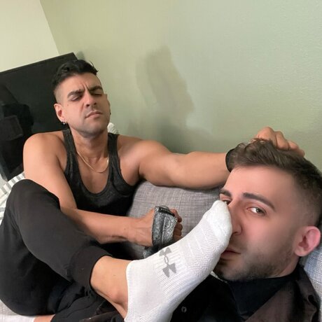 Naakte gelekte OnlyFans-foto van Chris Ampamp Carlos