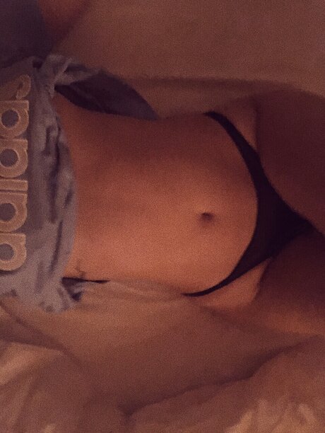 Amira OnlyFansリークヌード写真