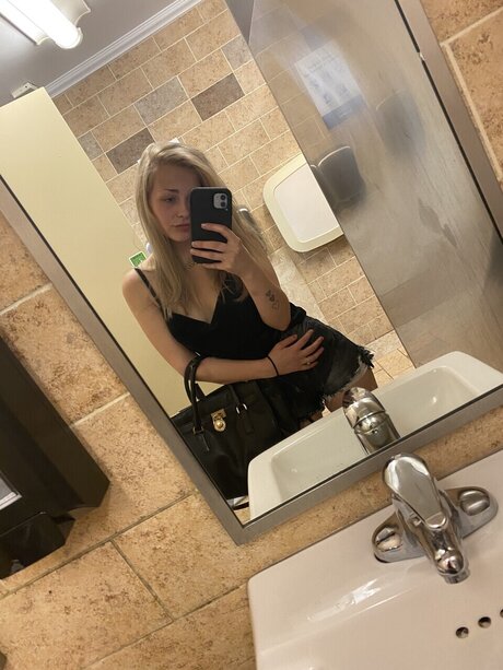 Mrsobey OnlyFansリークヌード写真