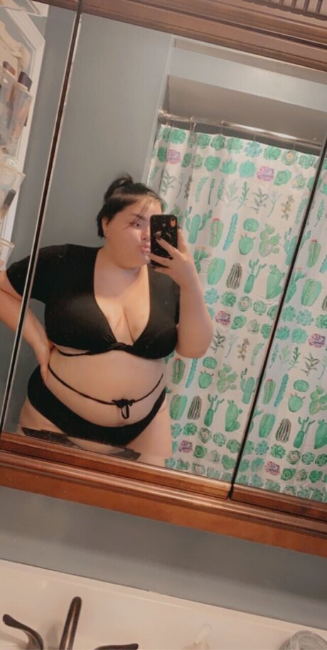 Foto di nudo di fuga di OnlyFans di Thiccaltayre