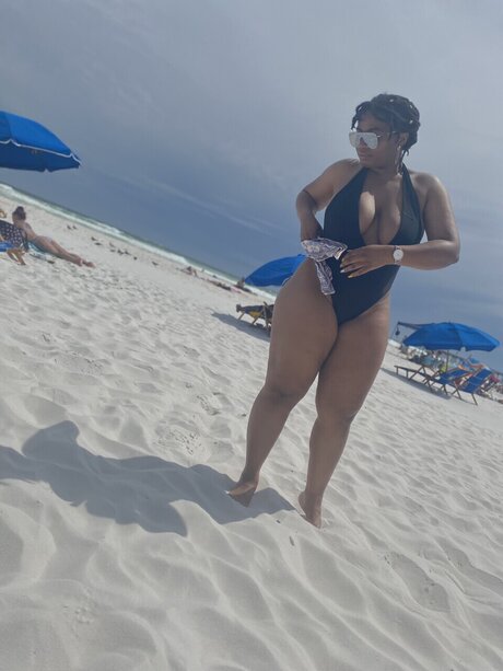 Naken läckt OnlyFans-bild av Jessica