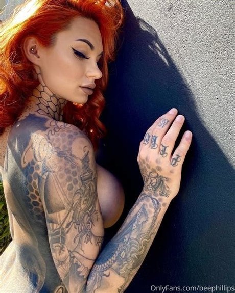 Nahá fotka uniklých OnlyFans od Bee Phillips