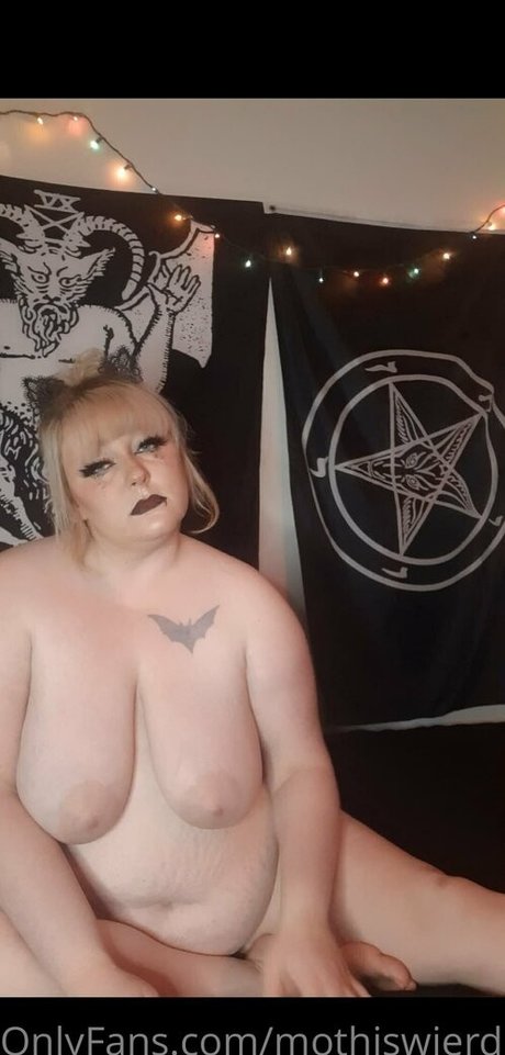Mothisweird