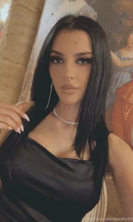 Naken lekkede OnlyFans-bilde av Cristall69