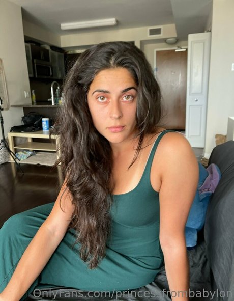 Nahá fotka uniklých OnlyFans od Princessfrombabylon
