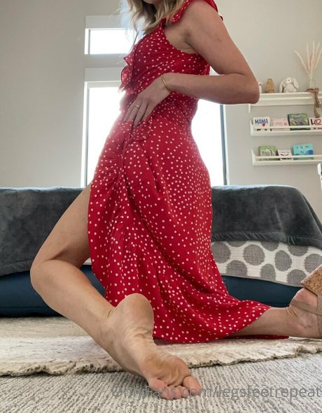 Legsfeetrepeat