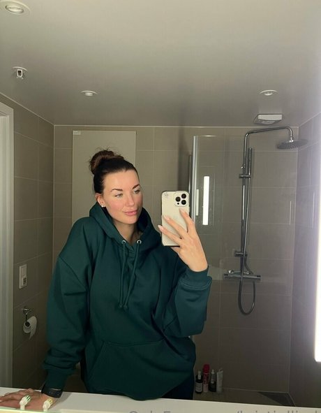 Nahá fotka uniklých OnlyFans od Kristinllind