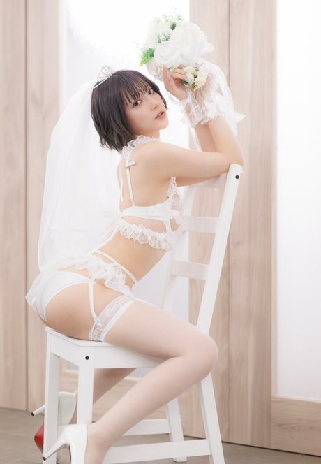 Foto di nudo di fuga di OnlyFans di Amakawa Seika
