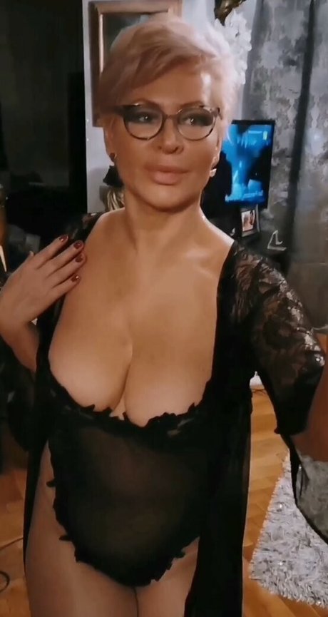 Cheri Lady