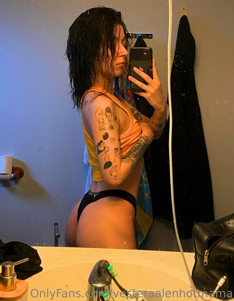 Vesteraalenhotmama OnlyFans 유출 누드 사진