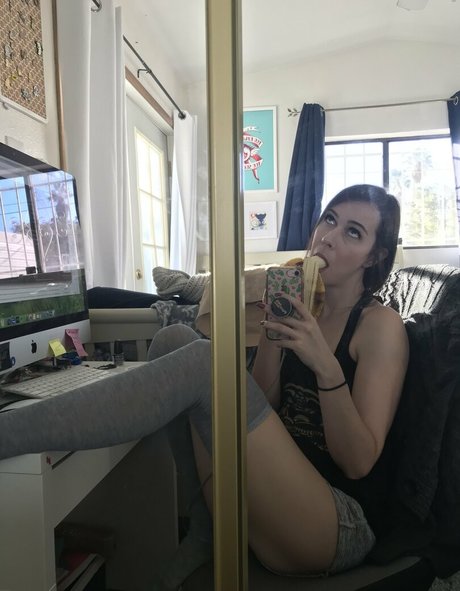 Vuko OnlyFans 유출 누드 사진