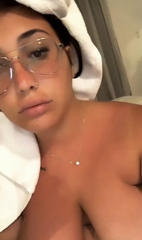 Photo nue de fuite OnlyFans de Alessia Barbarossa