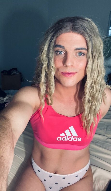 Alaston vuotanut OnlyFans-kuva Noellenights