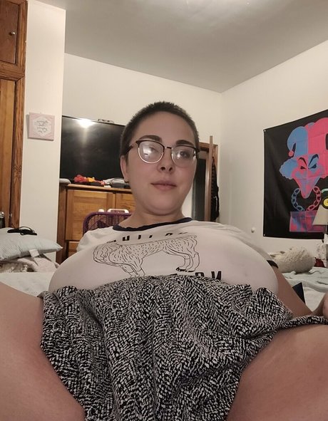 Foto desnuda filtrada de OnlyFans de Babyazalea