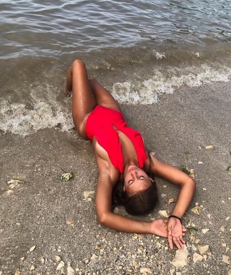 Naken lekkede OnlyFans-bilde av Osijek