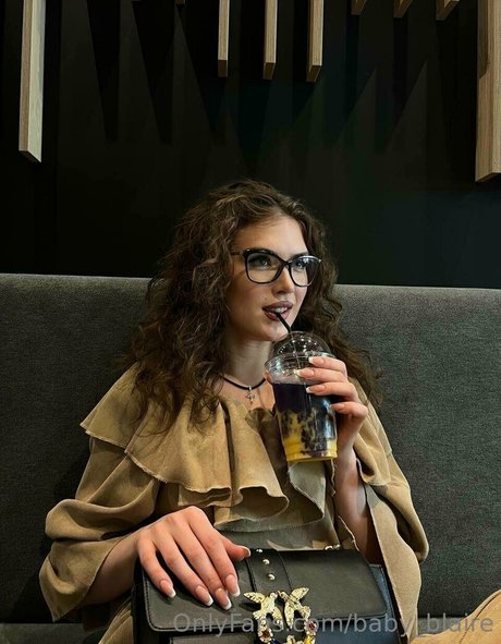 Nøgent lækket OnlyFans-billede af Babyblaire