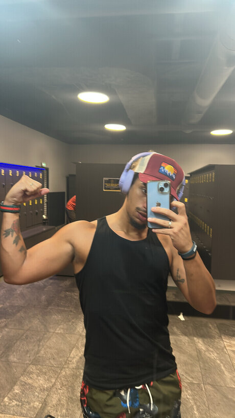 Naken läckt OnlyFans-bild av Andy Ricci