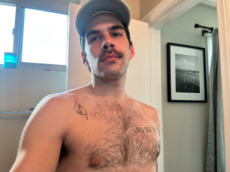 Naken läckt OnlyFans-bild av Nick Gemini 