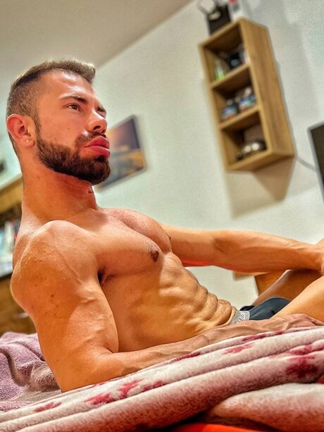 Foto nua vazada do OnlyFans de Andreas Foureira
