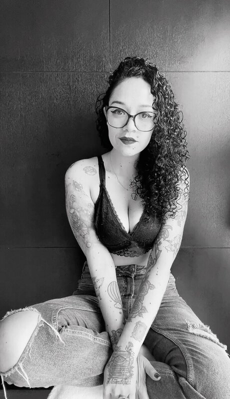 Miss Villa