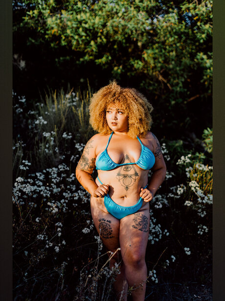 Naakte gelekte OnlyFans-foto van Bakedgooodz
