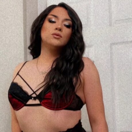 Alaston vuotanut OnlyFans-kuva Layla Nix 